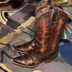 Ariat Cowboy boots